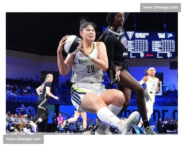李月汝 WNBA 首秀点燃飞翼 主帅盛赞其拼劲激活全队 李月汝 WNBA 首秀点燃飞翼 主帅盛赞其拼劲激活全队